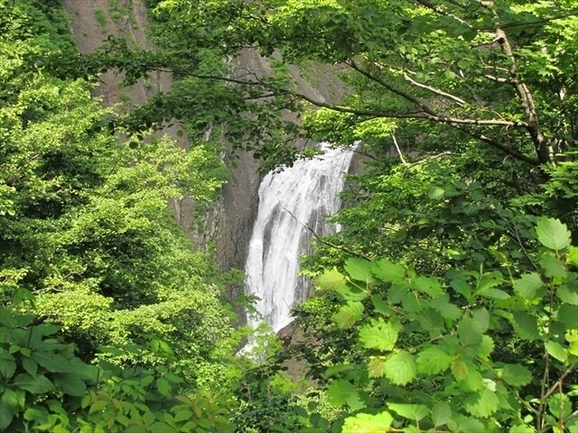 ヒコサの滝